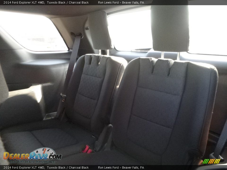 2014 Ford Explorer XLT 4WD Tuxedo Black / Charcoal Black Photo #12