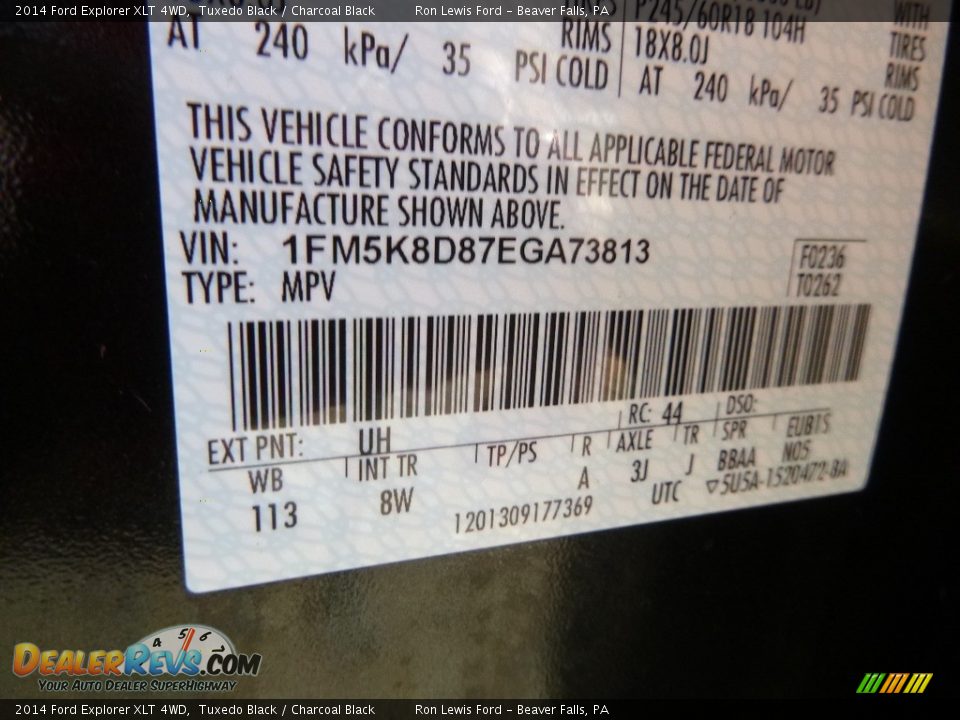 2014 Ford Explorer XLT 4WD Tuxedo Black / Charcoal Black Photo #16