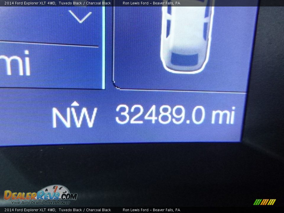 2014 Ford Explorer XLT 4WD Tuxedo Black / Charcoal Black Photo #20