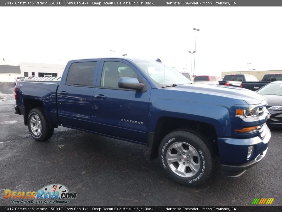 2017 Chevrolet Silverado 1500 LT Crew Cab 4x4 Deep Ocean Blue Metallic / Jet Black Photo #3