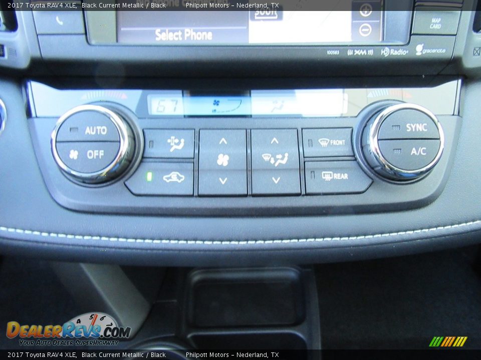 Controls of 2017 Toyota RAV4 XLE Photo #28