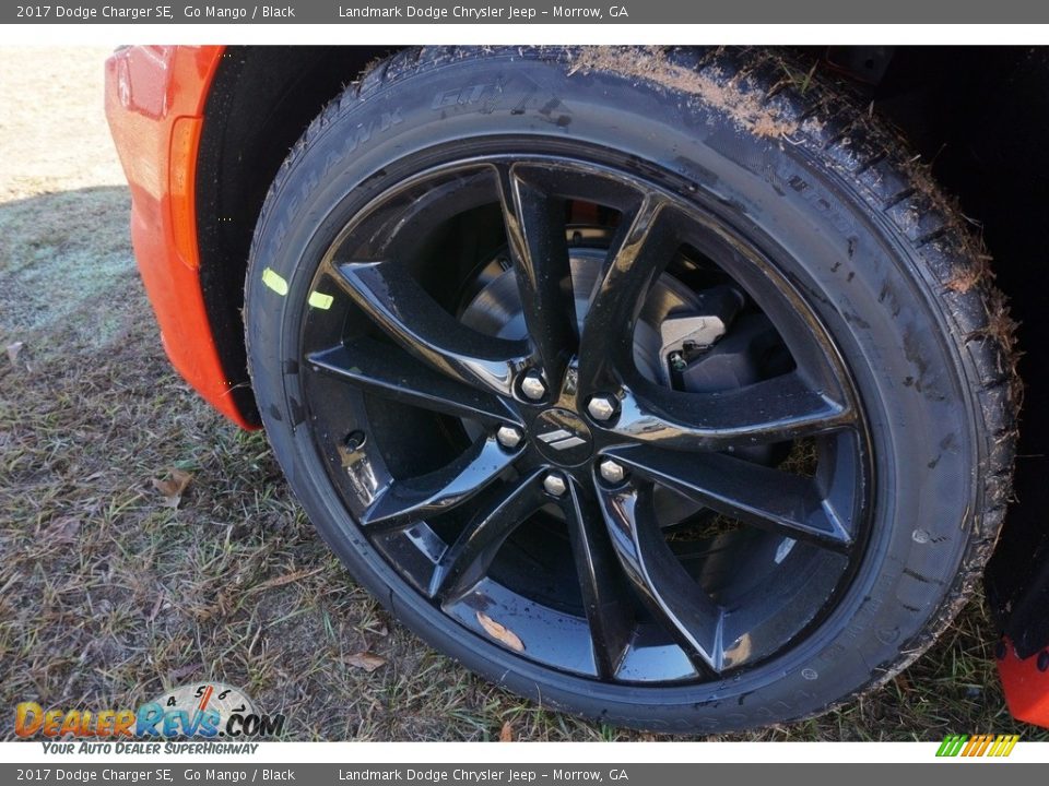 2017 Dodge Charger SE Wheel Photo #6