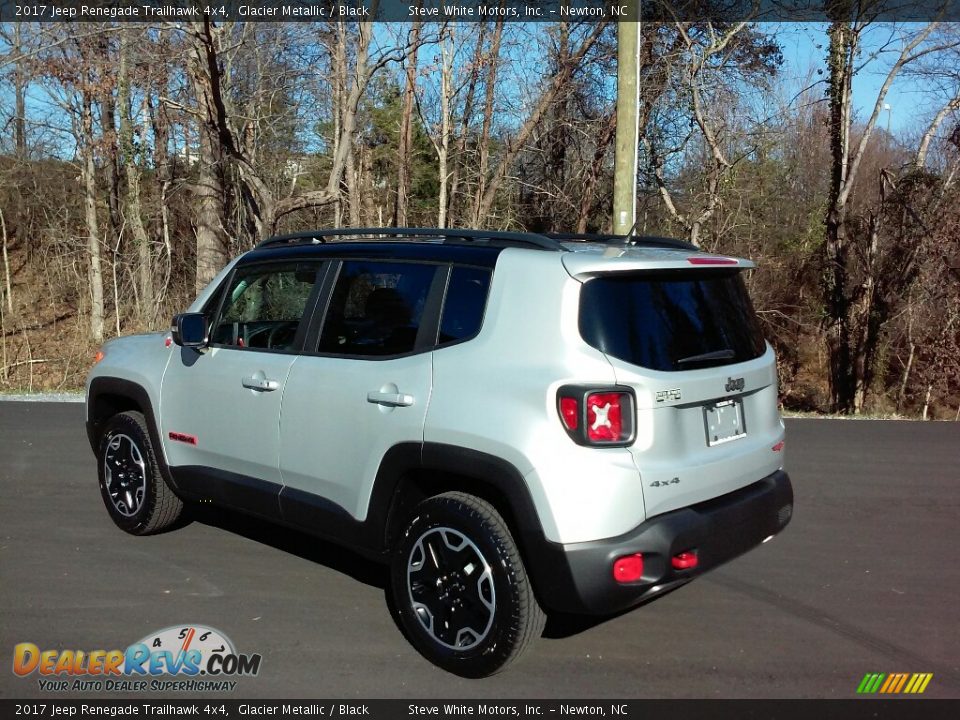 2017 Jeep Renegade Trailhawk 4x4 Glacier Metallic / Black Photo #6