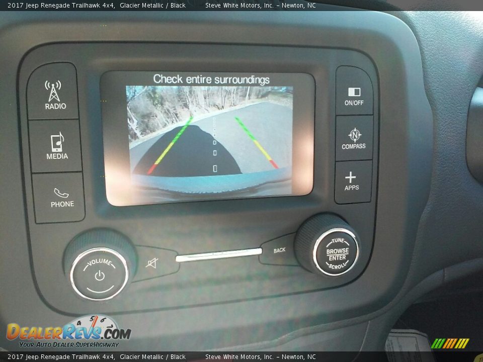 2017 Jeep Renegade Trailhawk 4x4 Glacier Metallic / Black Photo #15