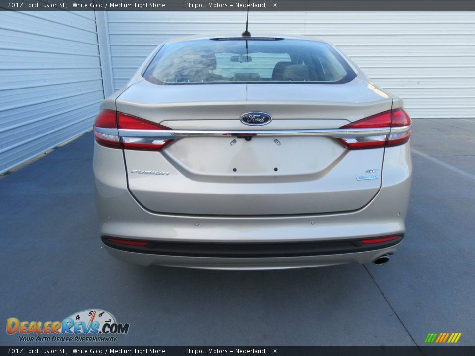 2017 Ford Fusion SE White Gold / Medium Light Stone Photo #5