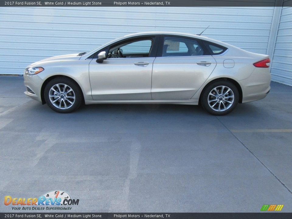 2017 Ford Fusion SE White Gold / Medium Light Stone Photo #6