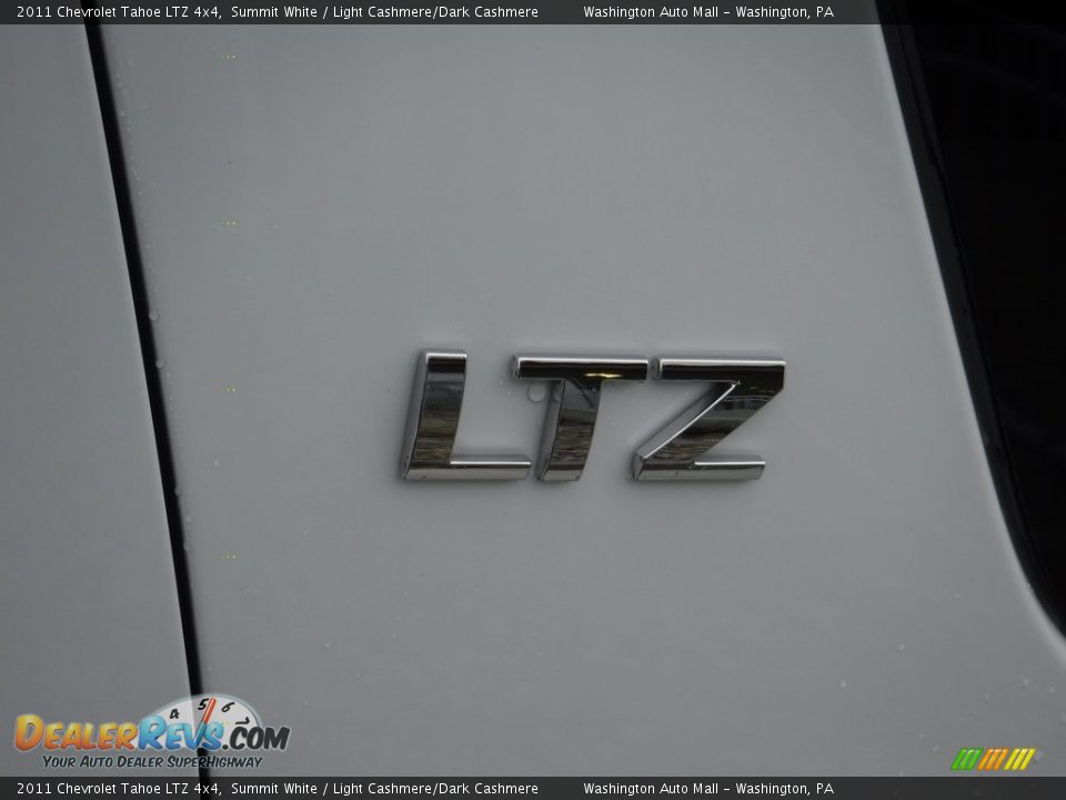 2011 Chevrolet Tahoe LTZ 4x4 Summit White / Light Cashmere/Dark Cashmere Photo #9