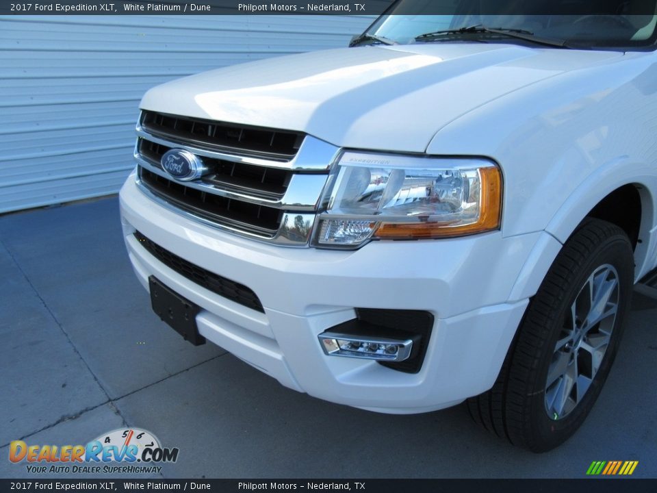 2017 Ford Expedition XLT White Platinum / Dune Photo #10