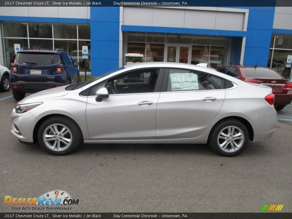 2017 Chevrolet Cruze LT Silver Ice Metallic / Jet Black Photo #2