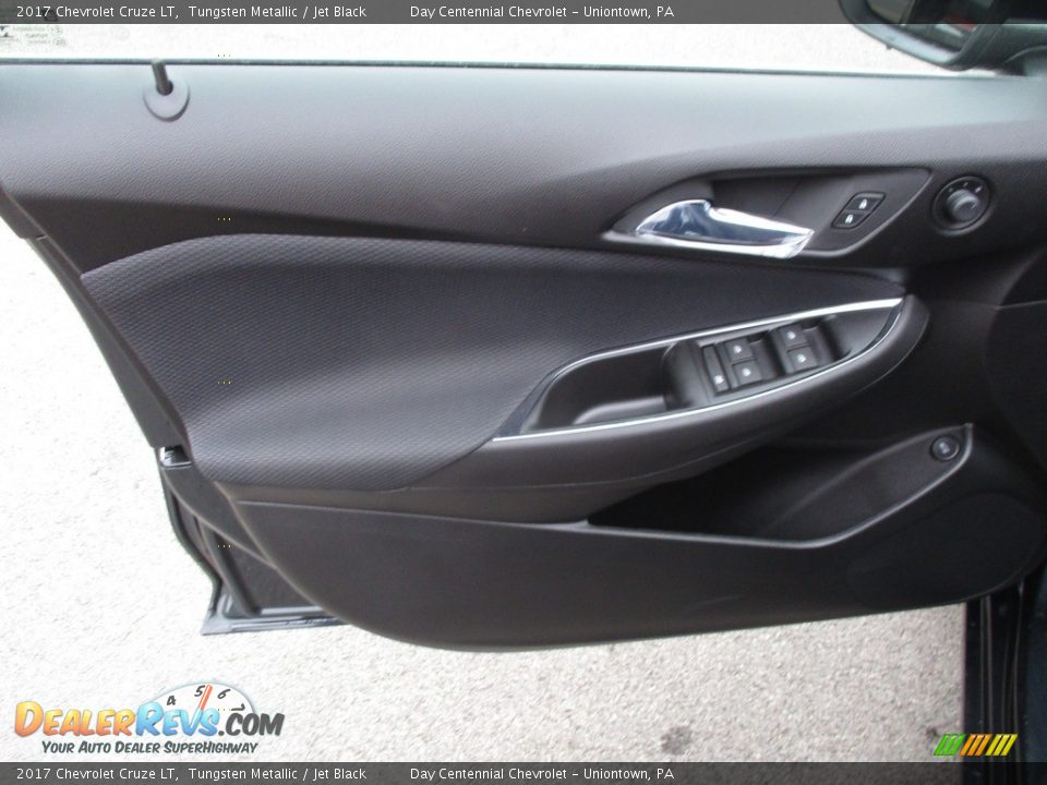 2017 Chevrolet Cruze LT Tungsten Metallic / Jet Black Photo #11