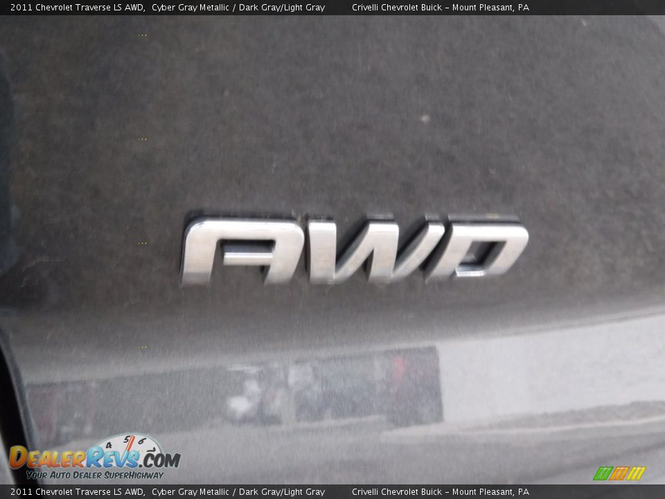 2011 Chevrolet Traverse LS AWD Cyber Gray Metallic / Dark Gray/Light Gray Photo #11