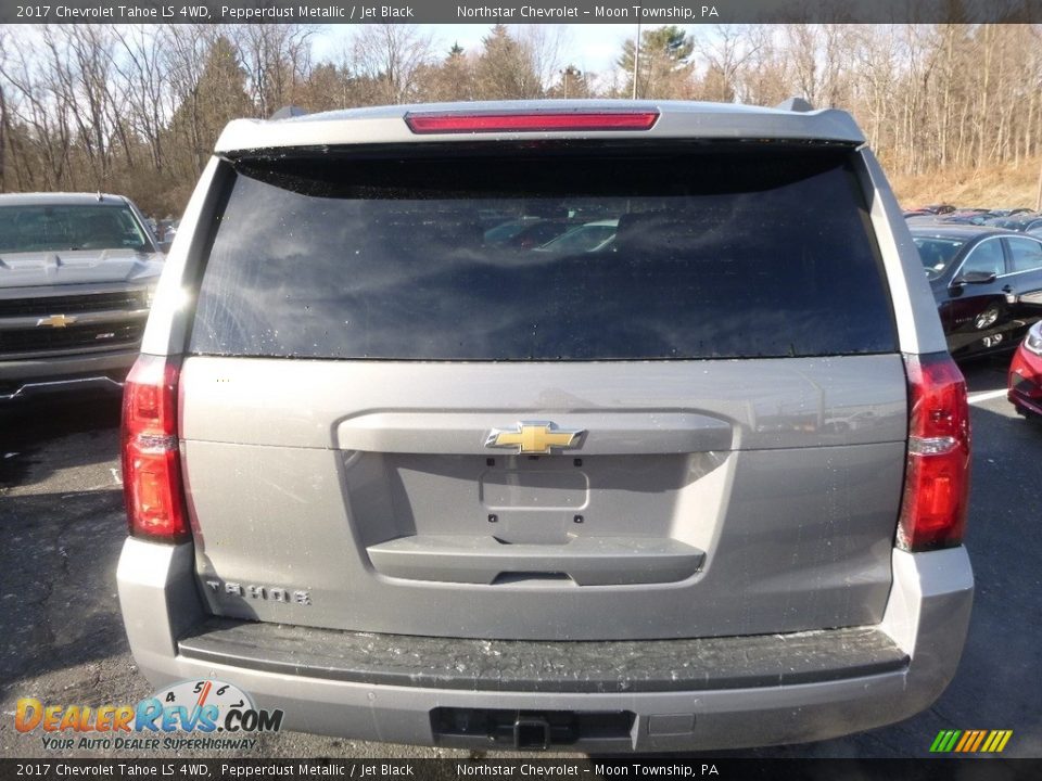 2017 Chevrolet Tahoe LS 4WD Pepperdust Metallic / Jet Black Photo #6