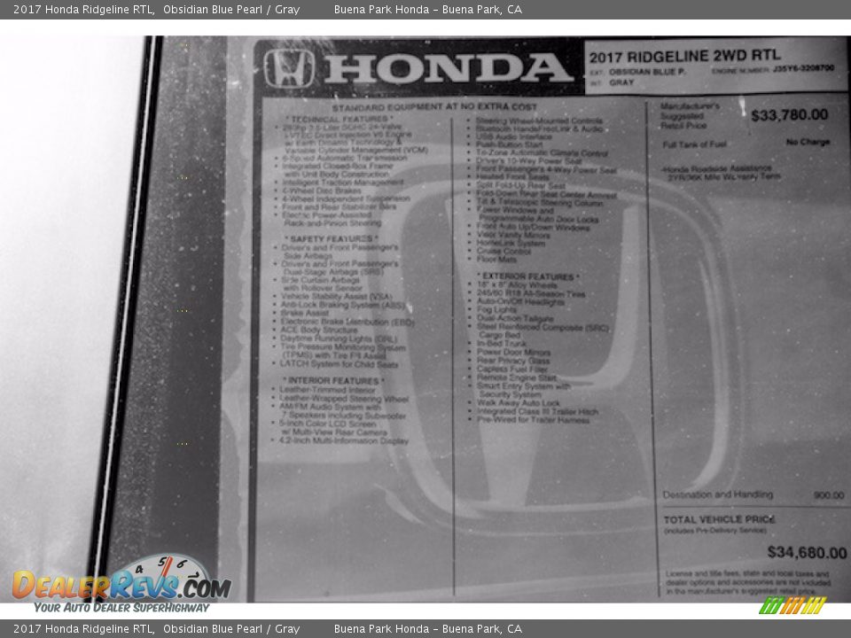 2017 Honda Ridgeline RTL Obsidian Blue Pearl / Gray Photo #16