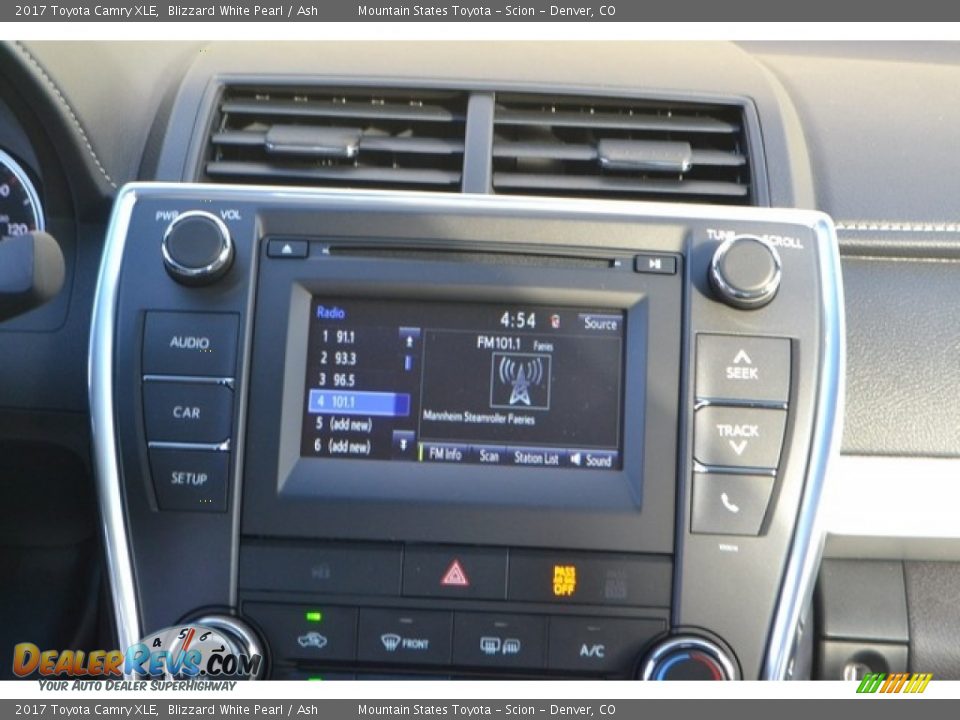 2017 Toyota Camry XLE Blizzard White Pearl / Ash Photo #6