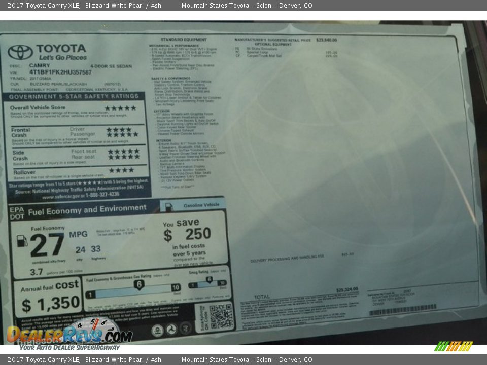 2017 Toyota Camry XLE Blizzard White Pearl / Ash Photo #10