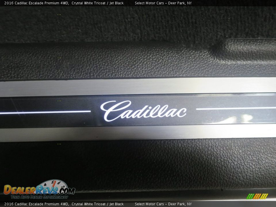 2016 Cadillac Escalade Premium 4WD Crystal White Tricoat / Jet Black Photo #23