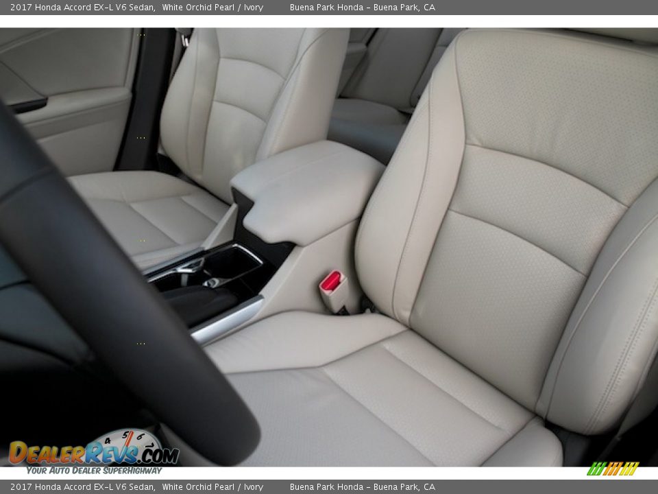 2017 Honda Accord EX-L V6 Sedan White Orchid Pearl / Ivory Photo #11