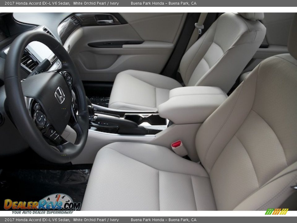 2017 Honda Accord EX-L V6 Sedan White Orchid Pearl / Ivory Photo #9