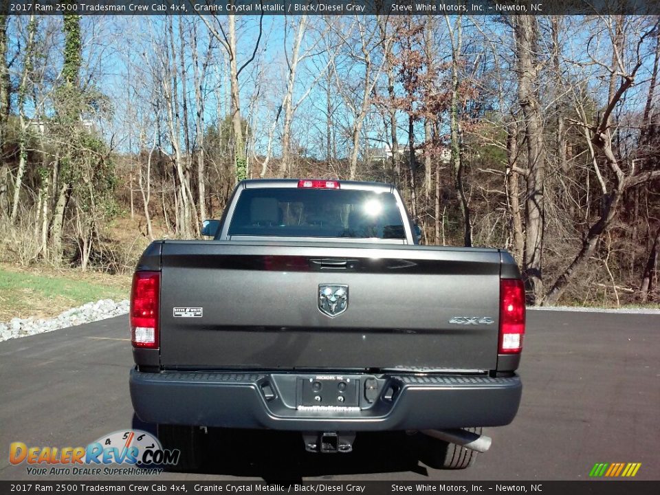 2017 Ram 2500 Tradesman Crew Cab 4x4 Granite Crystal Metallic / Black/Diesel Gray Photo #7