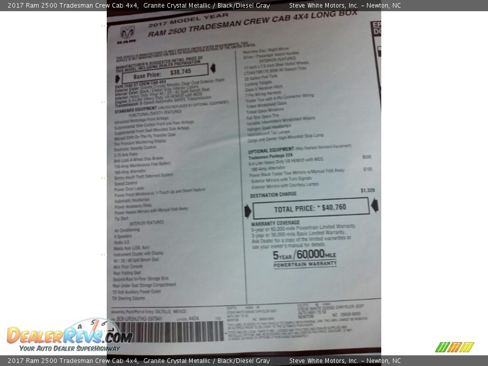 2017 Ram 2500 Tradesman Crew Cab 4x4 Granite Crystal Metallic / Black/Diesel Gray Photo #20