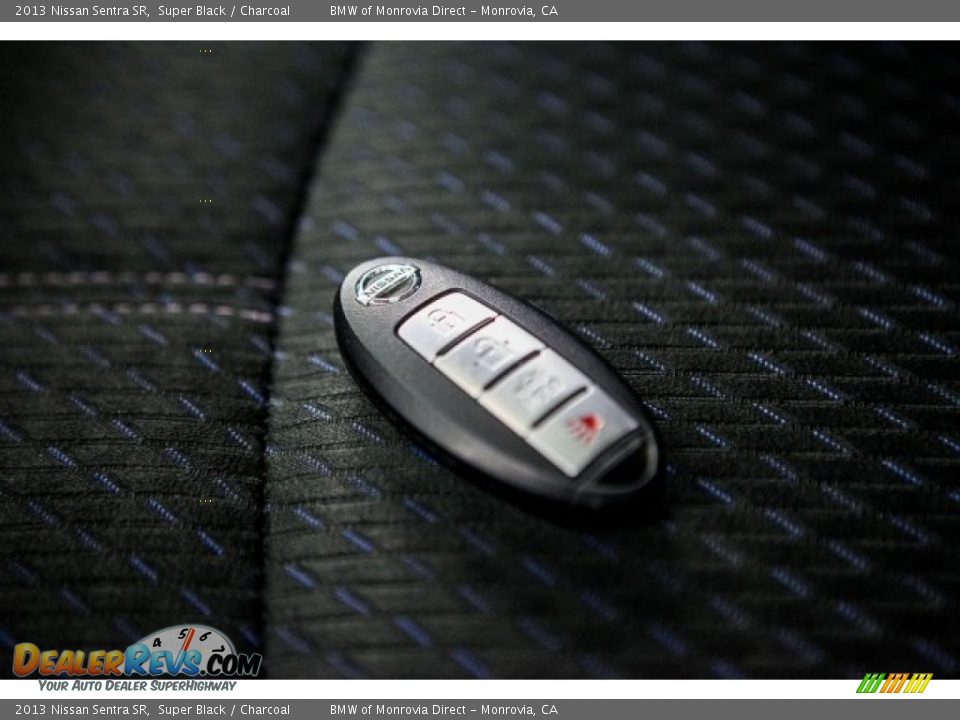 2013 Nissan Sentra SR Super Black / Charcoal Photo #11