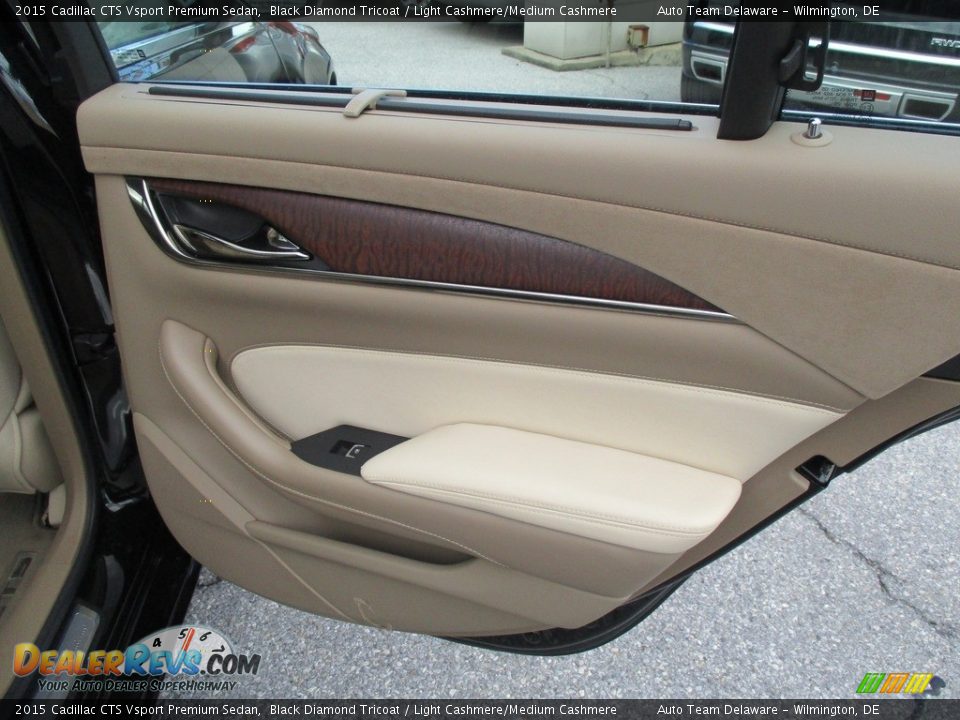 Door Panel of 2015 Cadillac CTS Vsport Premium Sedan Photo #26