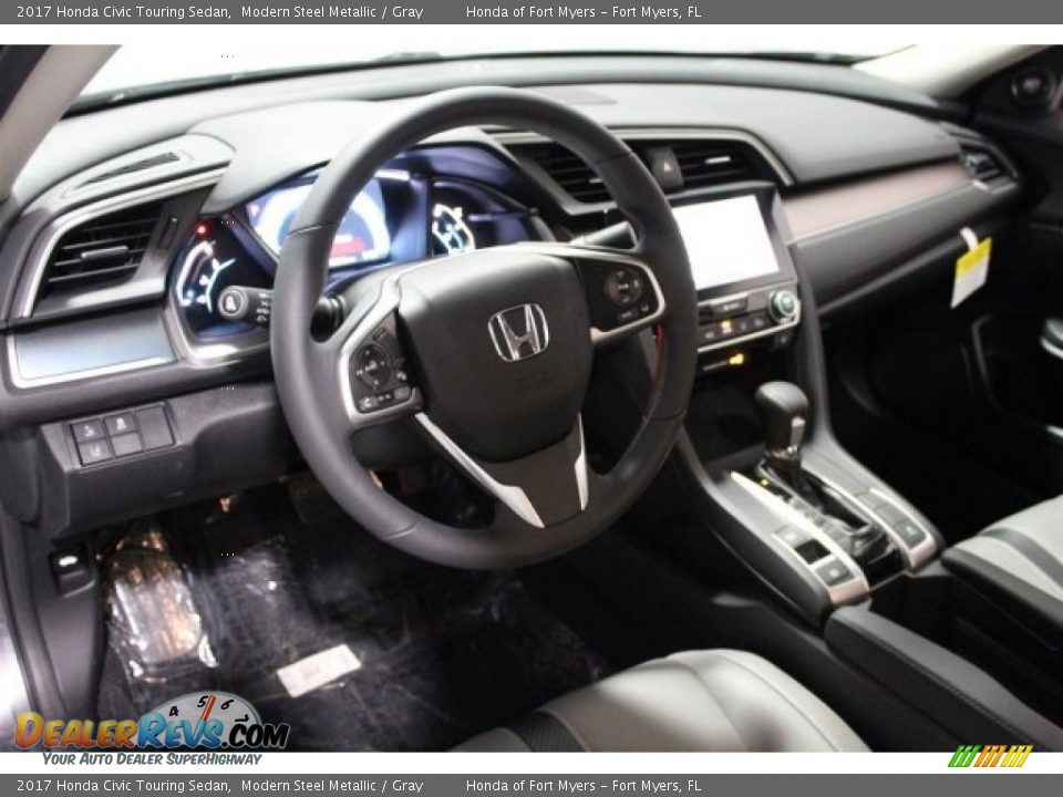 2017 Honda Civic Touring Sedan Modern Steel Metallic / Gray Photo #11