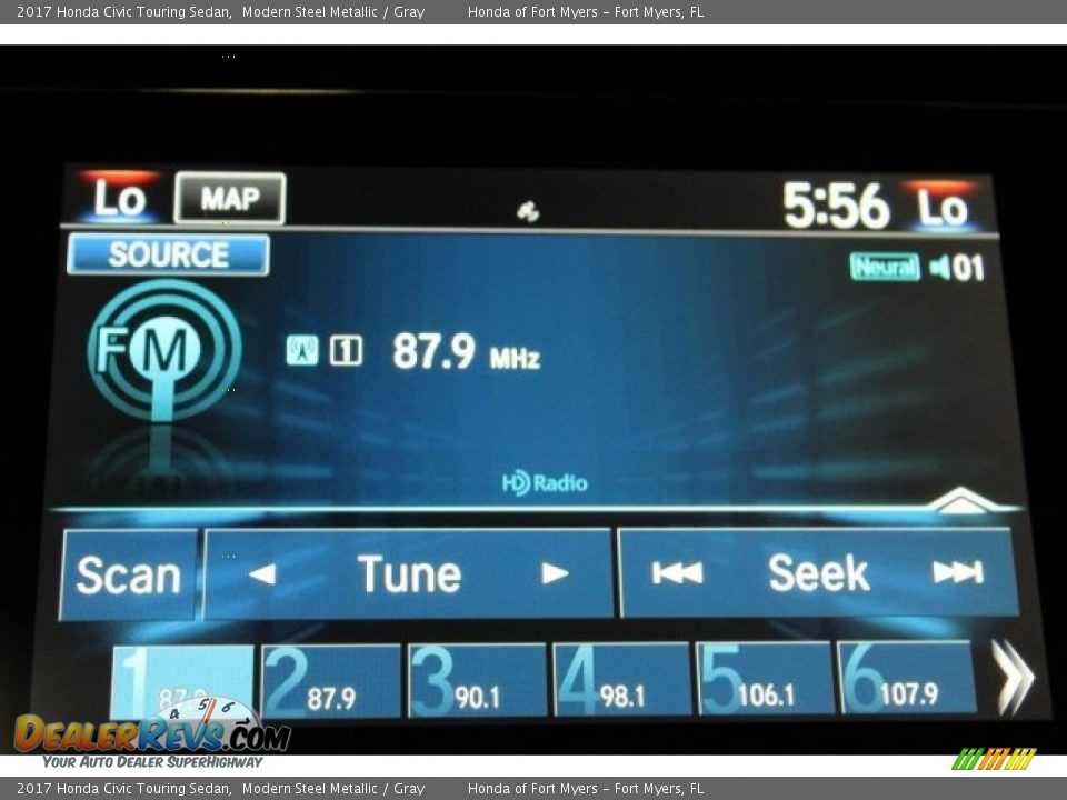 2017 Honda Civic Touring Sedan Modern Steel Metallic / Gray Photo #17