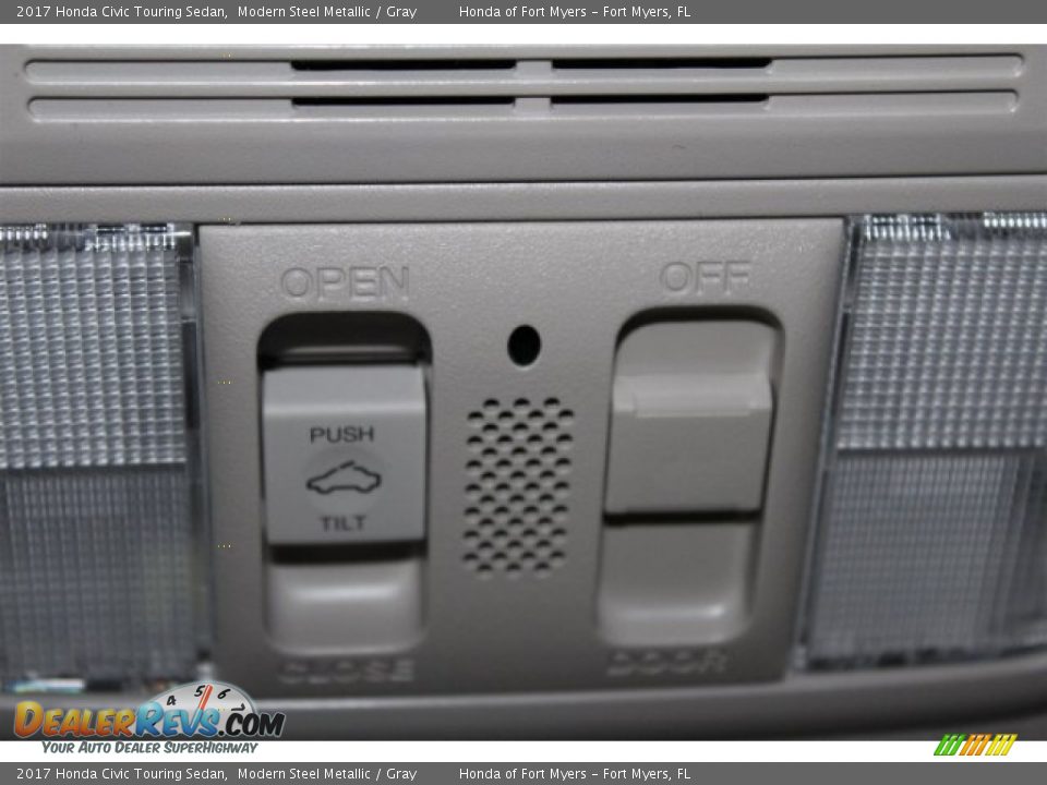 2017 Honda Civic Touring Sedan Modern Steel Metallic / Gray Photo #24