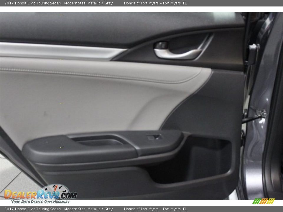 2017 Honda Civic Touring Sedan Modern Steel Metallic / Gray Photo #26
