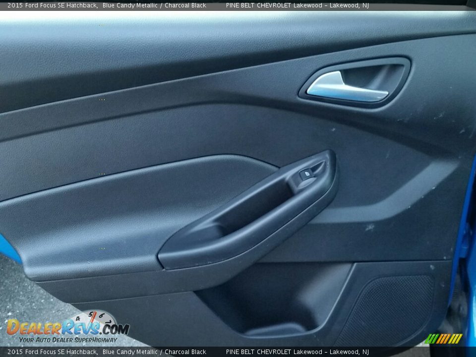 2015 Ford Focus SE Hatchback Blue Candy Metallic / Charcoal Black Photo #16