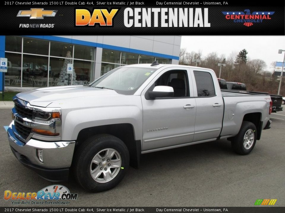 2017 Chevrolet Silverado 1500 LT Double Cab 4x4 Silver Ice Metallic / Jet Black Photo #1