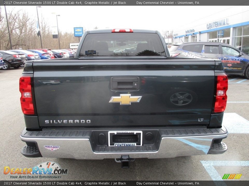 2017 Chevrolet Silverado 1500 LT Double Cab 4x4 Graphite Metallic / Jet Black Photo #5