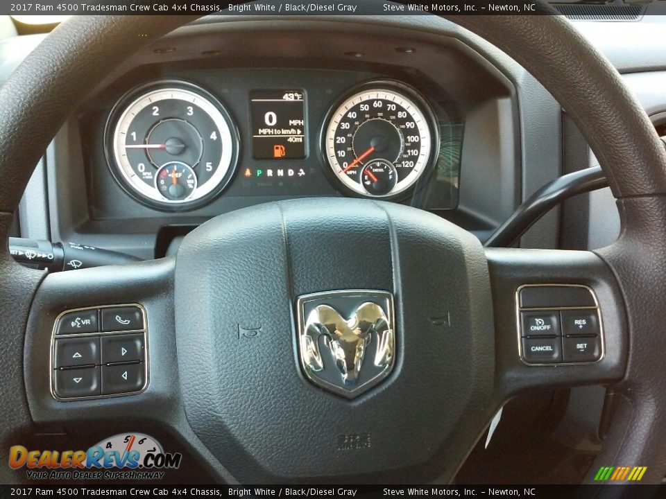 2017 Ram 4500 Tradesman Crew Cab 4x4 Chassis Bright White / Black/Diesel Gray Photo #14