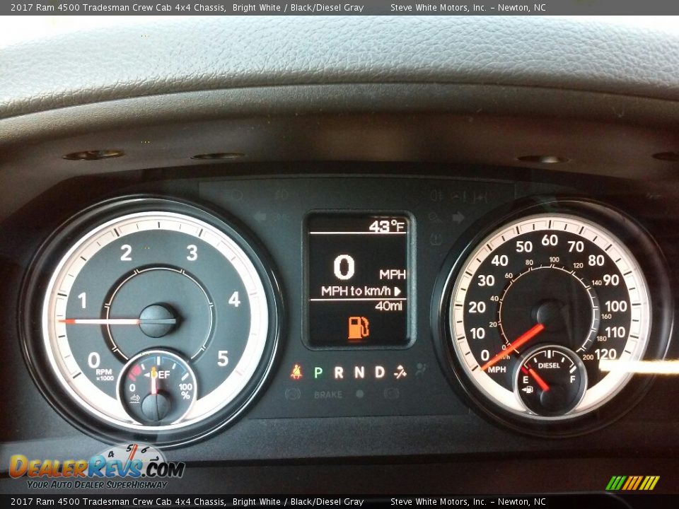 2017 Ram 4500 Tradesman Crew Cab 4x4 Chassis Bright White / Black/Diesel Gray Photo #15