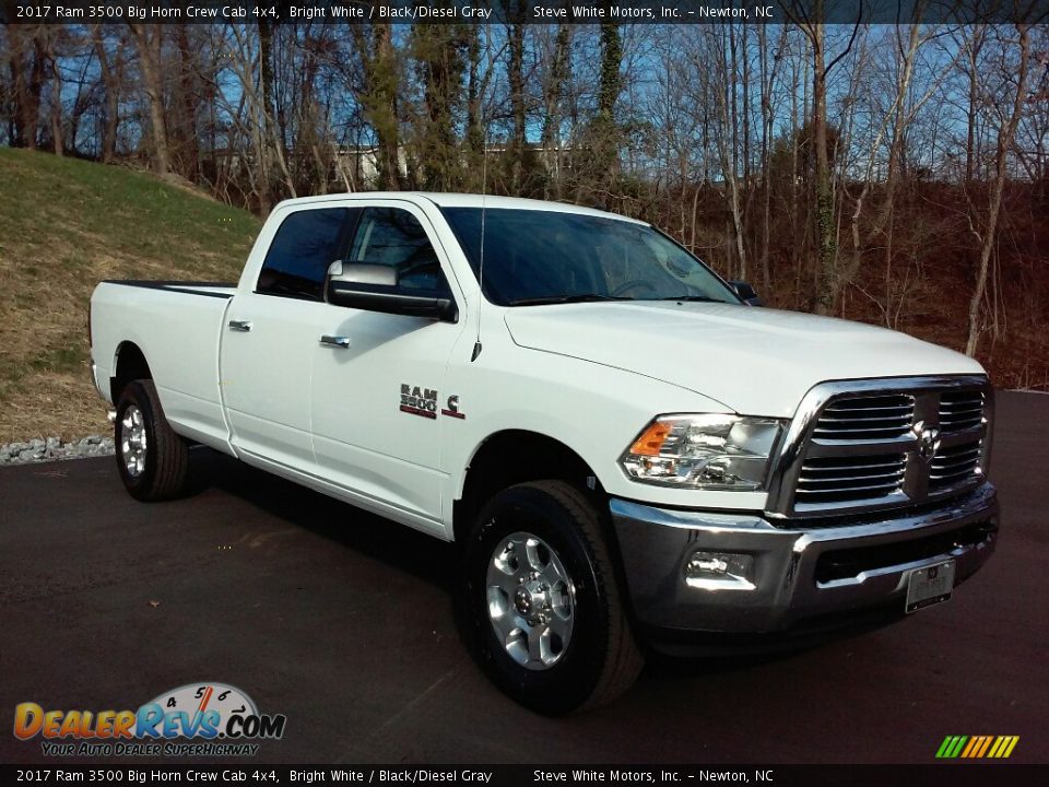 2017 Ram 3500 Big Horn Crew Cab 4x4 Bright White / Black/Diesel Gray Photo #4