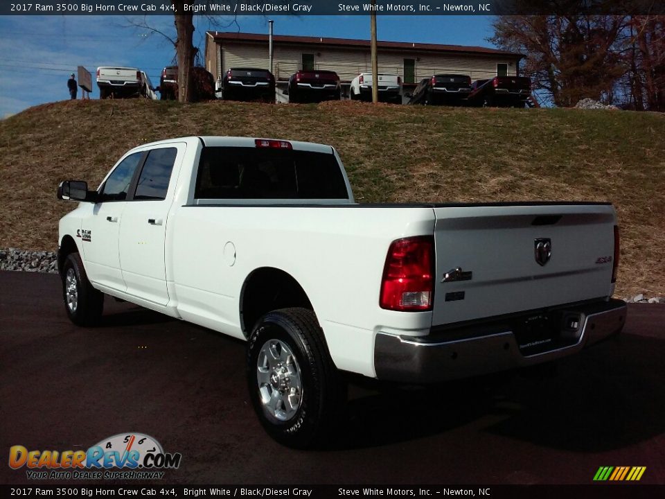 2017 Ram 3500 Big Horn Crew Cab 4x4 Bright White / Black/Diesel Gray Photo #8