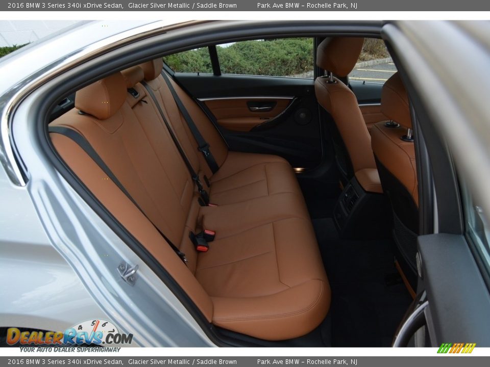 2016 BMW 3 Series 340i xDrive Sedan Glacier Silver Metallic / Saddle Brown Photo #24