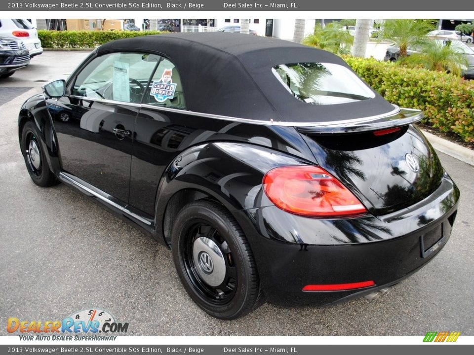 2013 Volkswagen Beetle 2.5L Convertible 50s Edition Black / Beige Photo #6