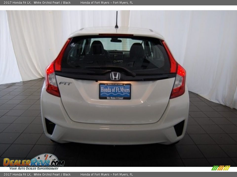2017 Honda Fit LX White Orchid Pearl / Black Photo #5