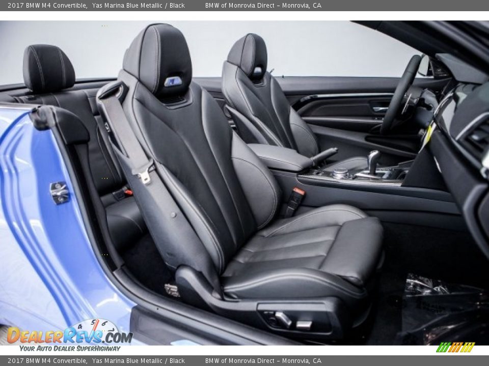 Black Interior - 2017 BMW M4 Convertible Photo #2