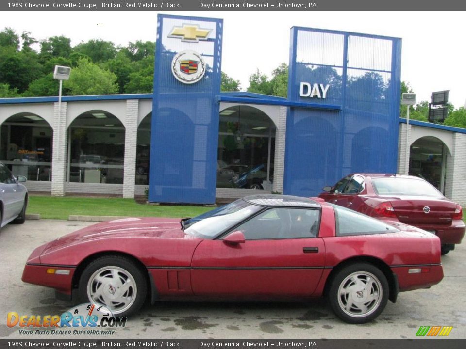 1989 Chevrolet Corvette Coupe Brilliant Red Metallic / Black Photo #2