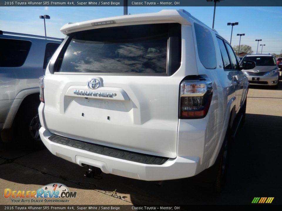 2016 Toyota 4Runner SR5 Premium 4x4 Super White / Sand Beige Photo #2