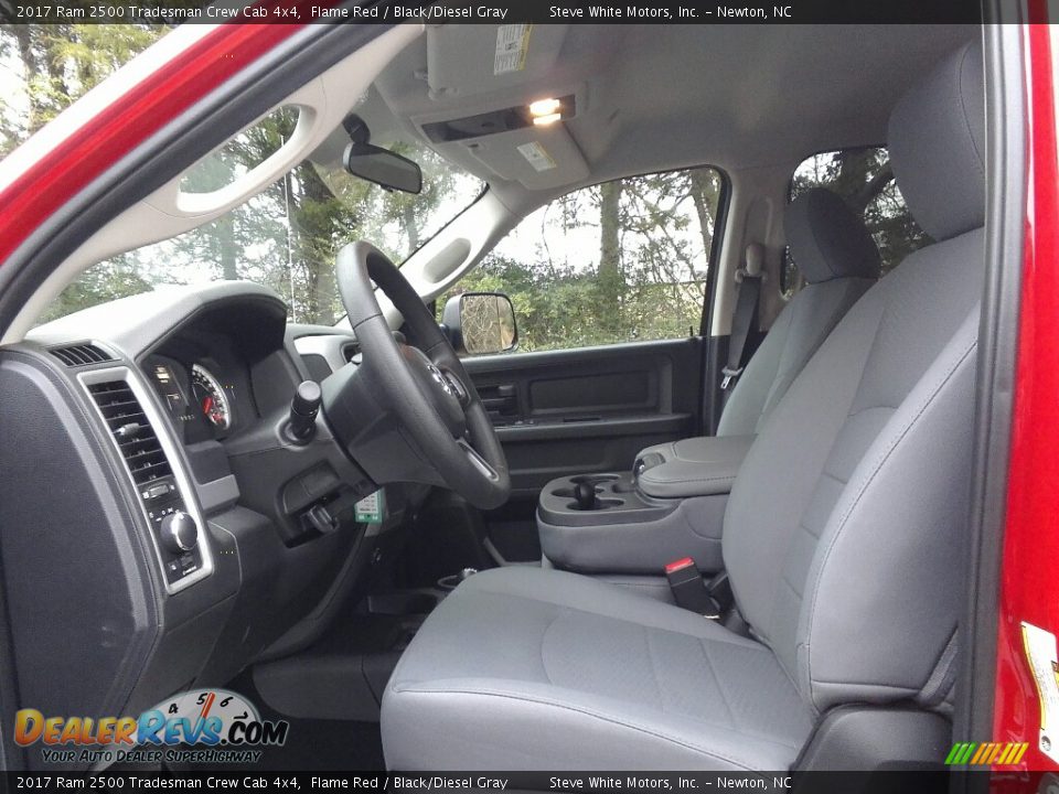 2017 Ram 2500 Tradesman Crew Cab 4x4 Flame Red / Black/Diesel Gray Photo #11