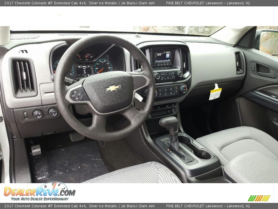 2017 Chevrolet Colorado WT Extended Cab 4x4 Silver Ice Metallic / Jet Black/­Dark Ash Photo #9
