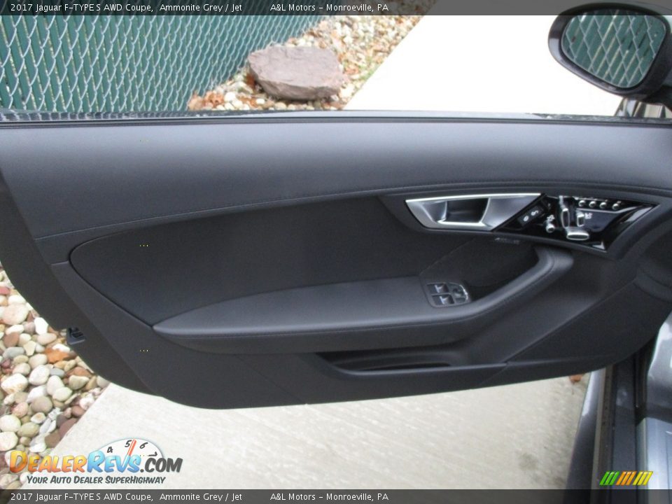 Door Panel of 2017 Jaguar F-TYPE S AWD Coupe Photo #11