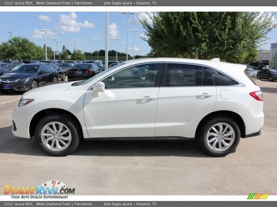 2017 Acura RDX White Diamond Pearl / Parchment Photo #4