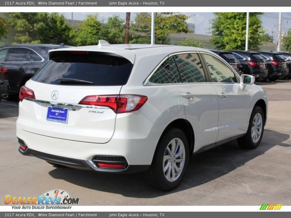 2017 Acura RDX White Diamond Pearl / Parchment Photo #7