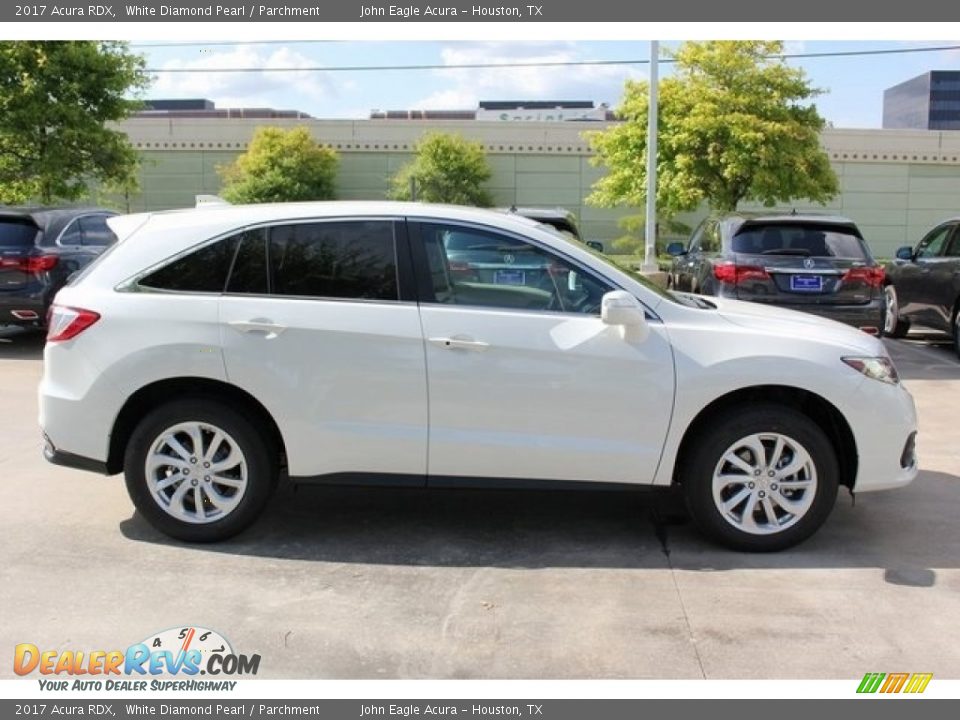 2017 Acura RDX White Diamond Pearl / Parchment Photo #8