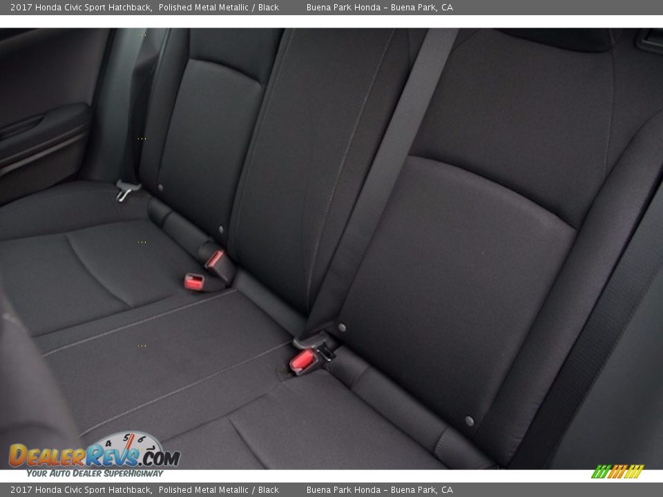 2017 Honda Civic Sport Hatchback Polished Metal Metallic / Black Photo #12